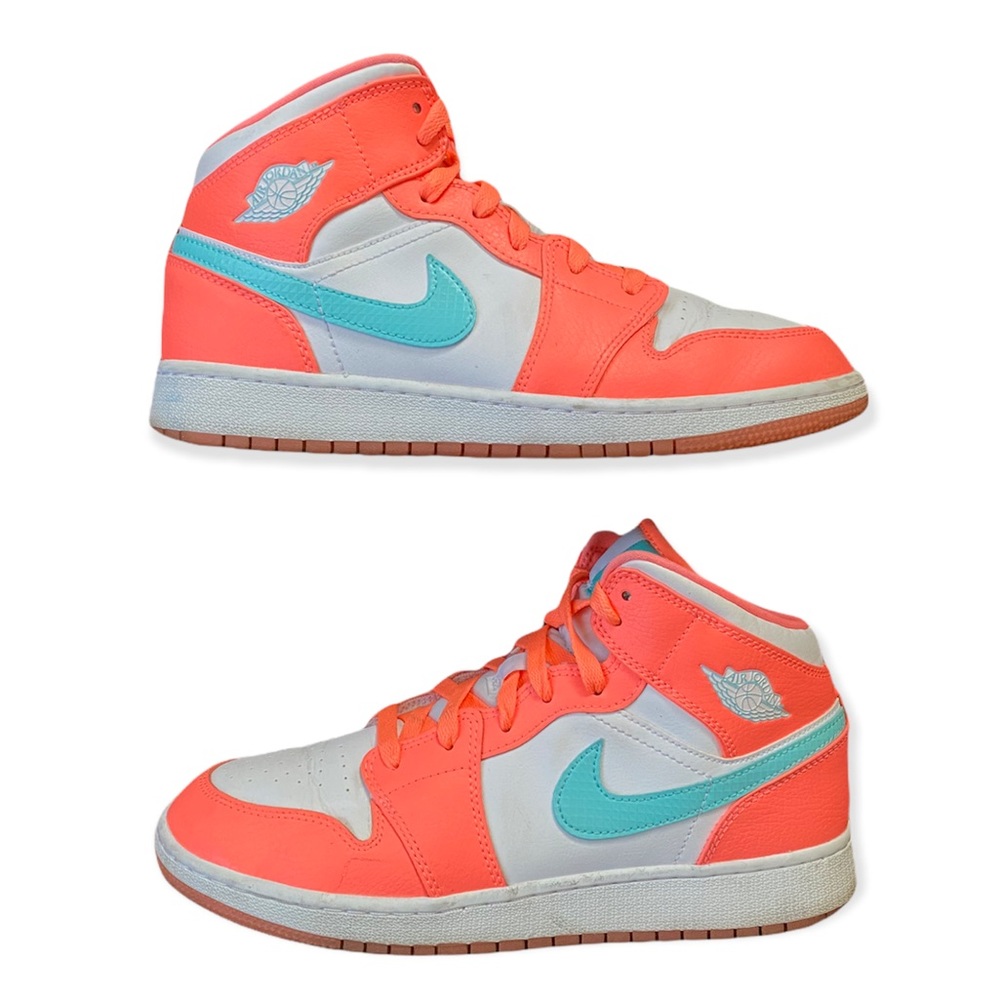 Air Jordan 1 OG Mid
